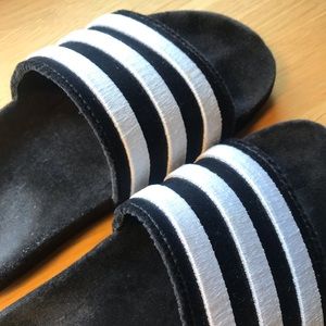 adilette suede slides